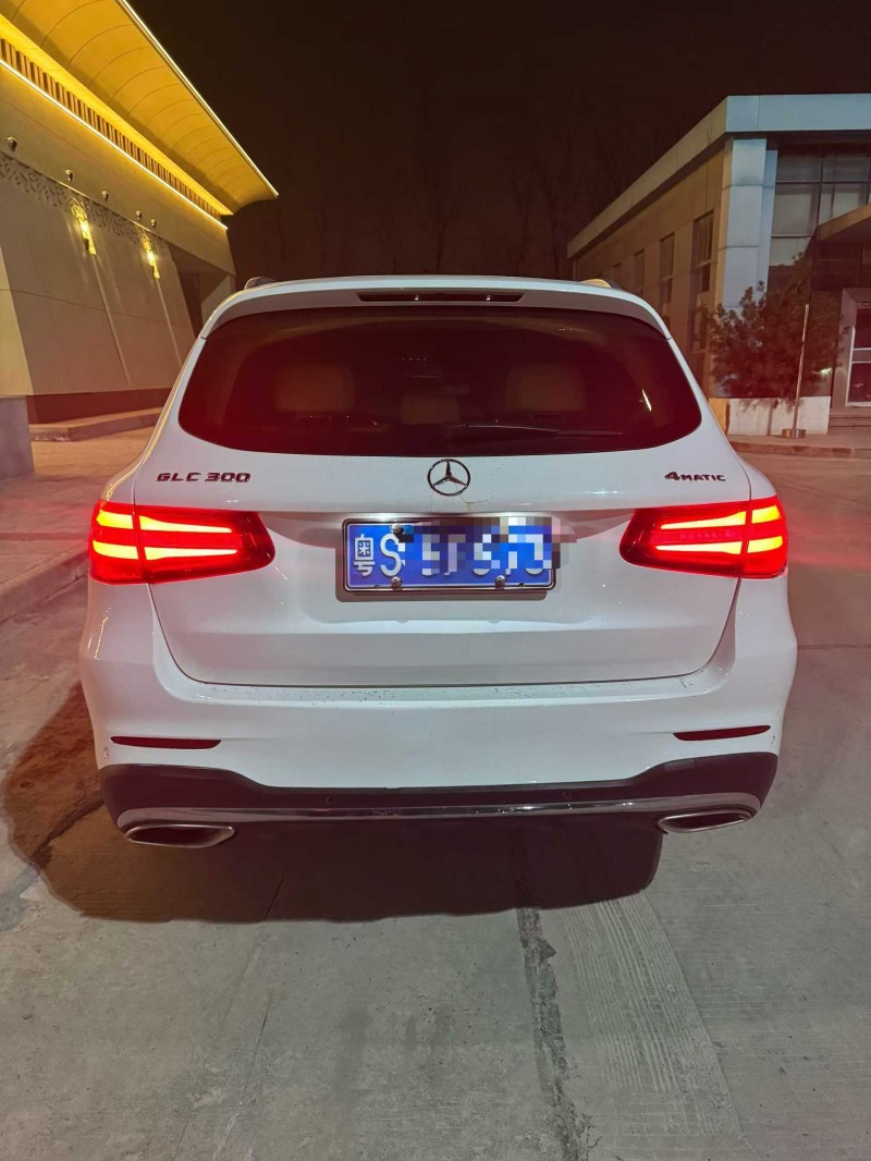 长治17年奔驰GLC7