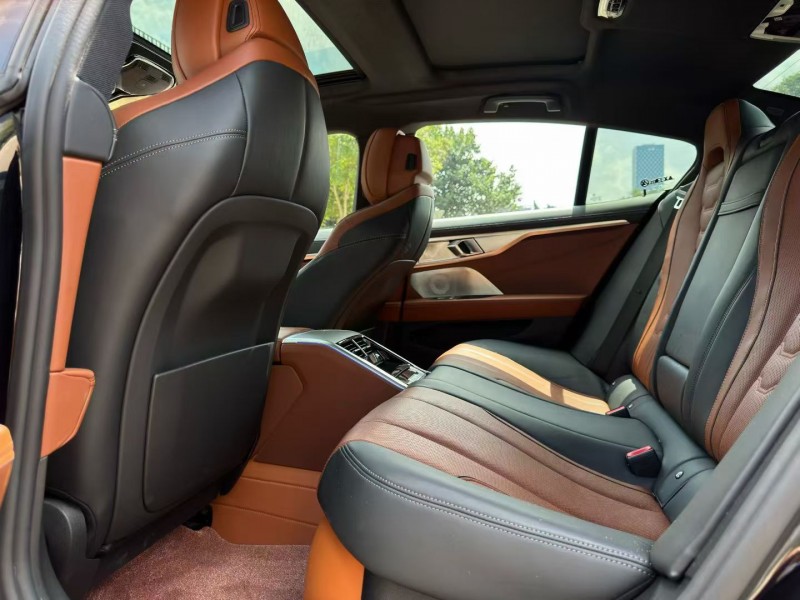 昆明24年宝马8系6