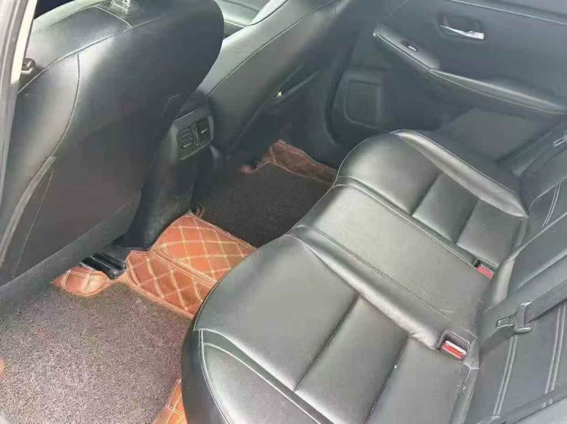 平顶山20年日产轩逸5