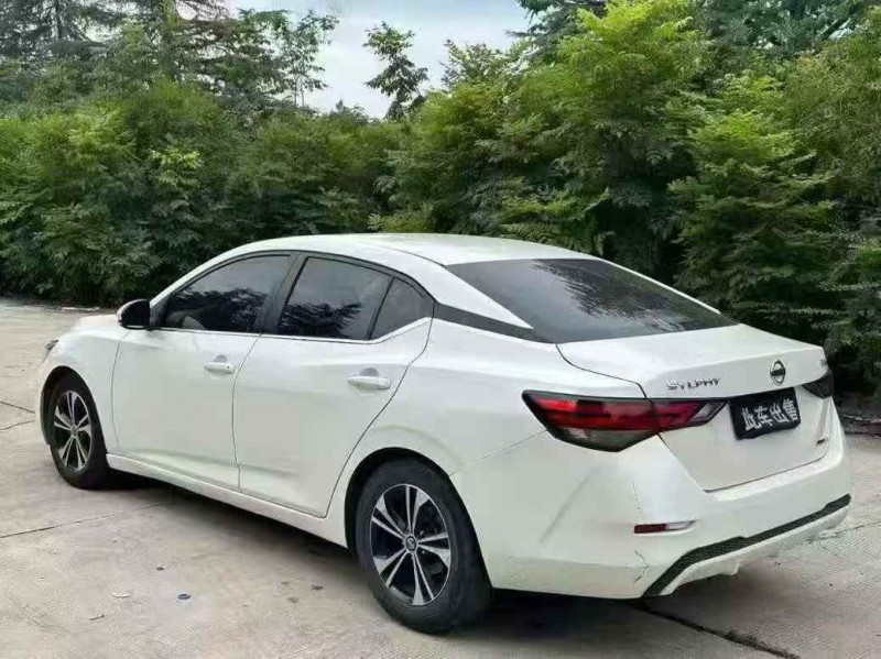 平顶山20年日产轩逸8