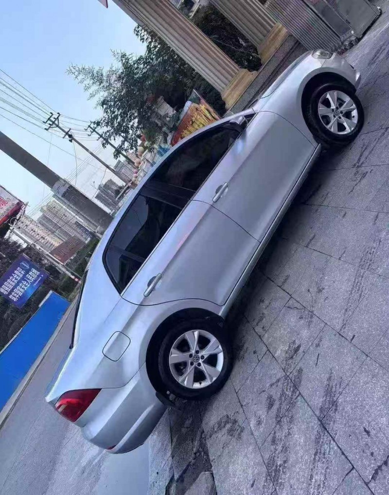 厦门15年大众宝来8