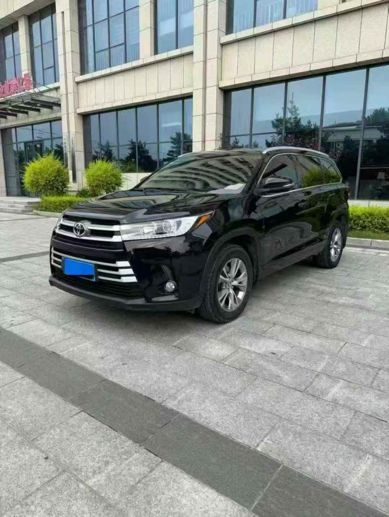 秦皇岛19年丰田汉兰达3