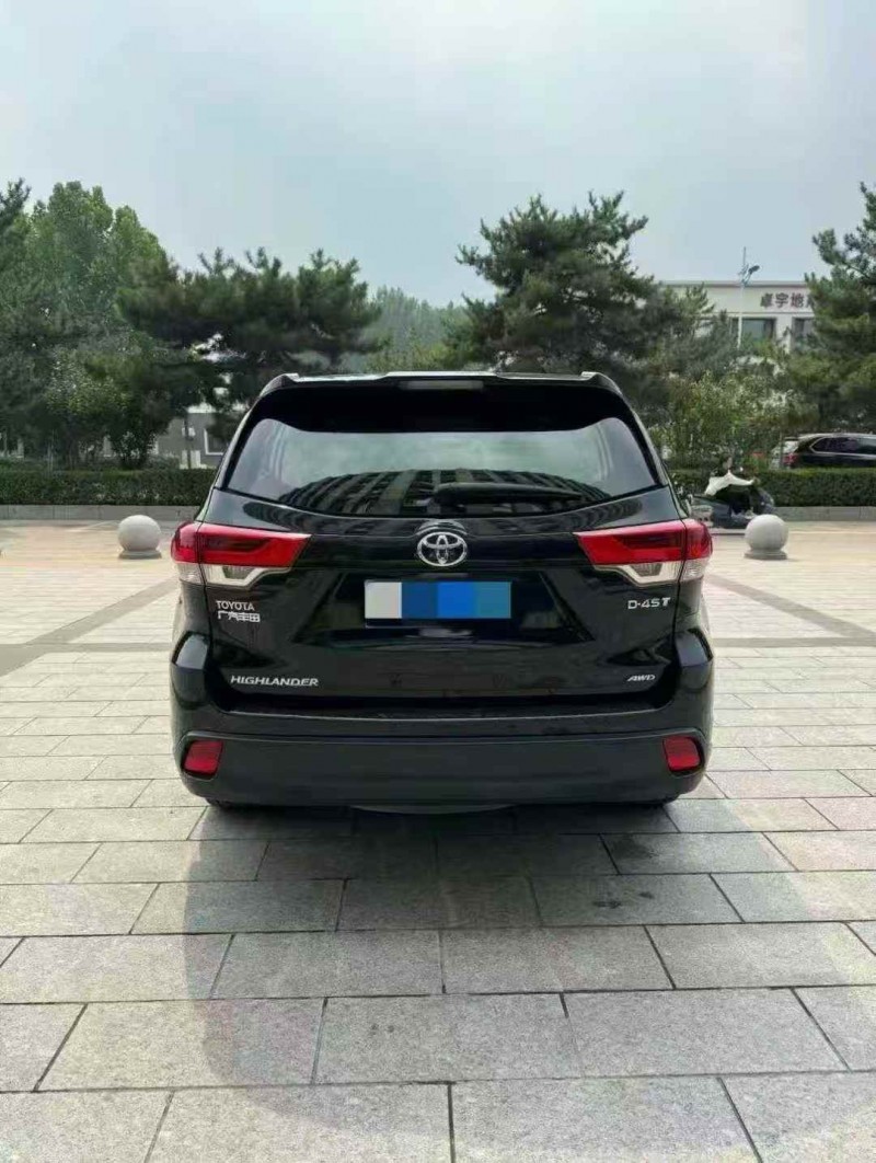 秦皇岛19年丰田汉兰达9