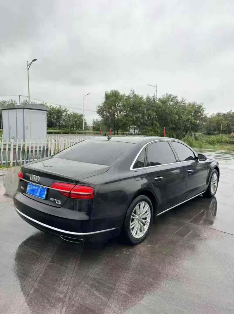 东营15年奥迪A8L8
