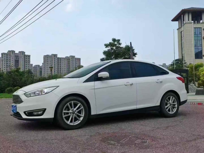 邯郸16年福特福克斯3