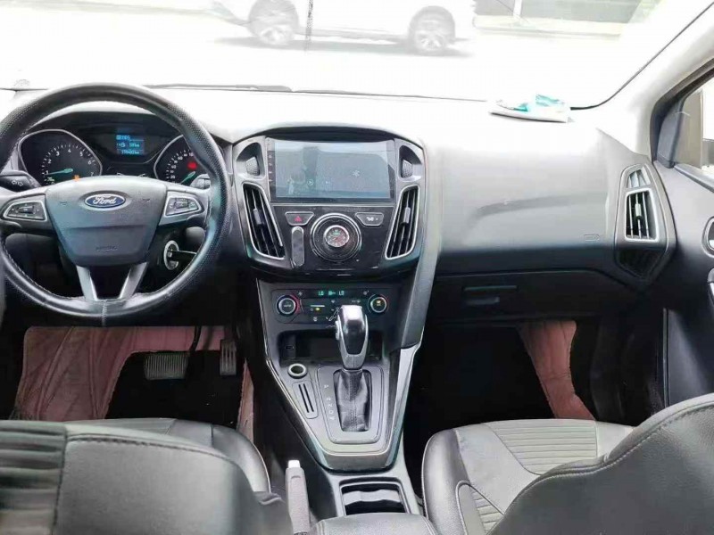 邯郸16年福特福克斯7