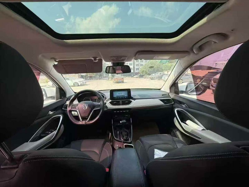 湖州19年宝骏5306