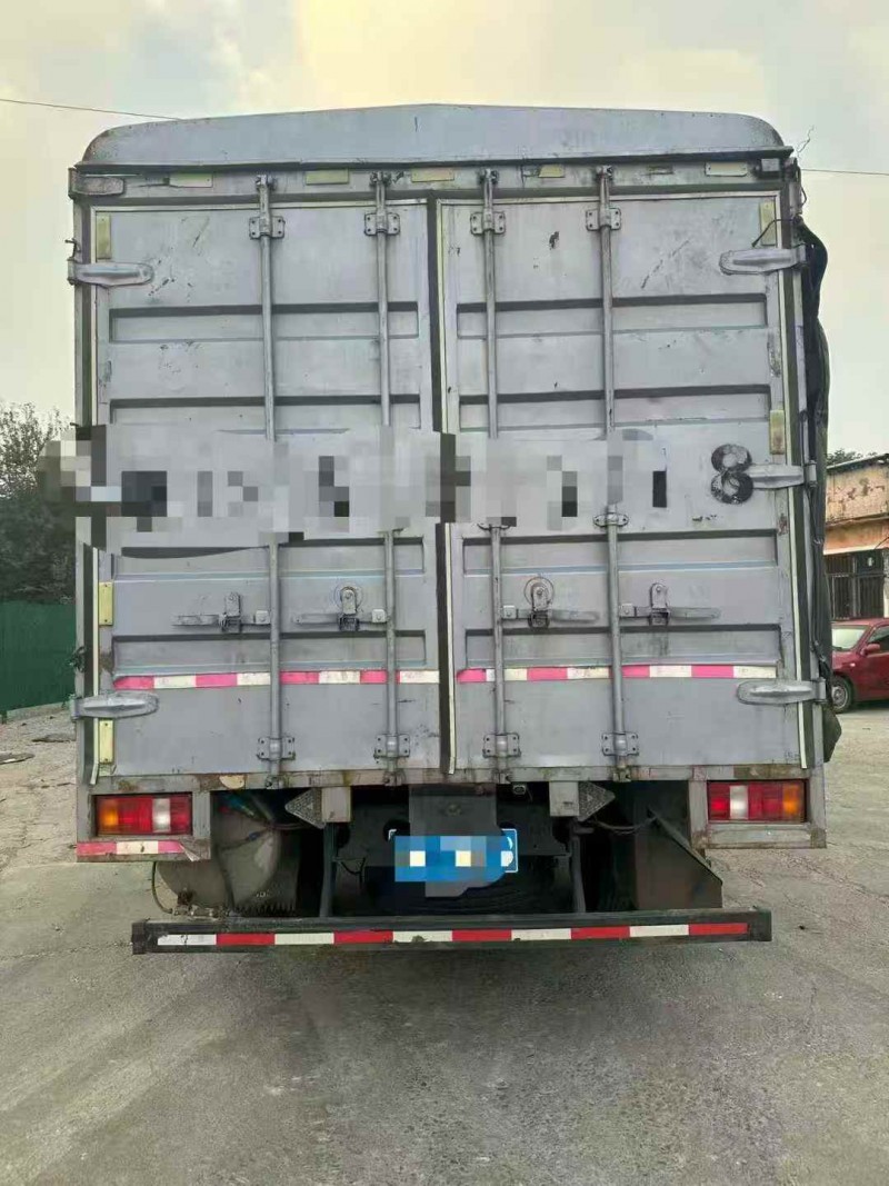 东营23年卡车系列重汽豪沃7