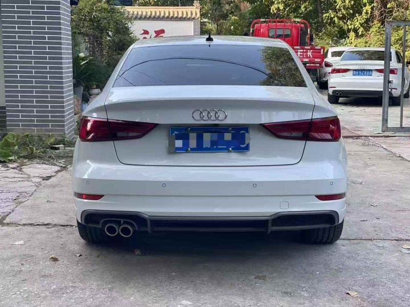 青岛20年奥迪A38