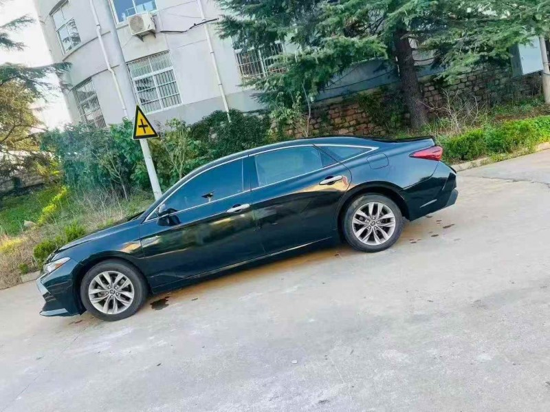 烟台19年丰田亚洲龙3