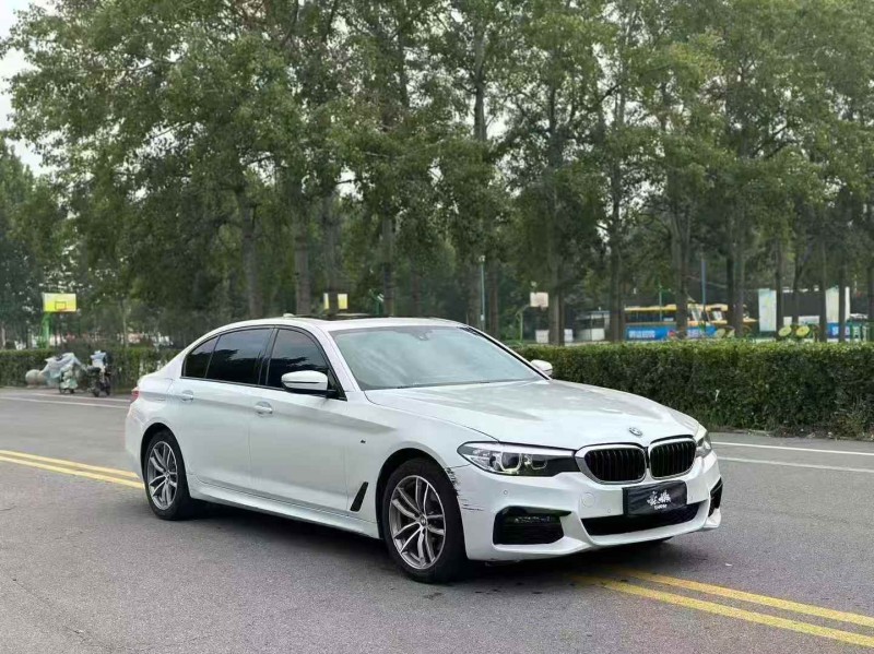 枣庄19年宝马5系2