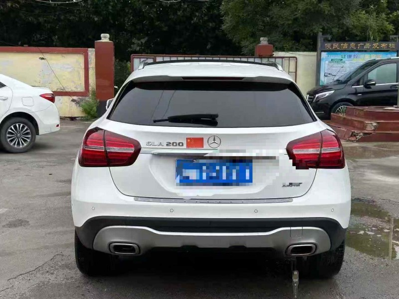 淄博19年奔驰GLA5