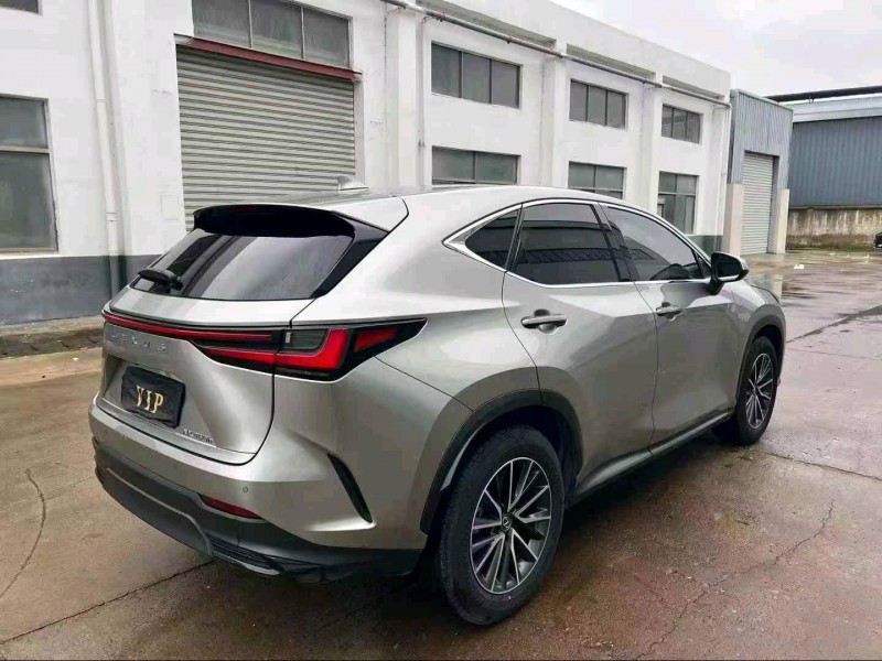 苏州23年雷克萨斯NX8
