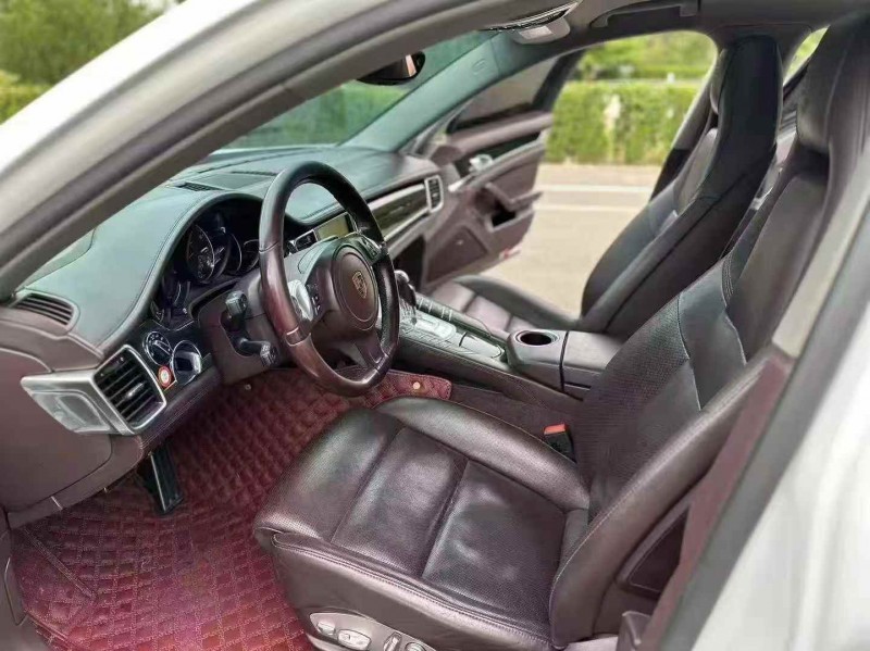 枣庄16年保时捷帕拉梅拉4