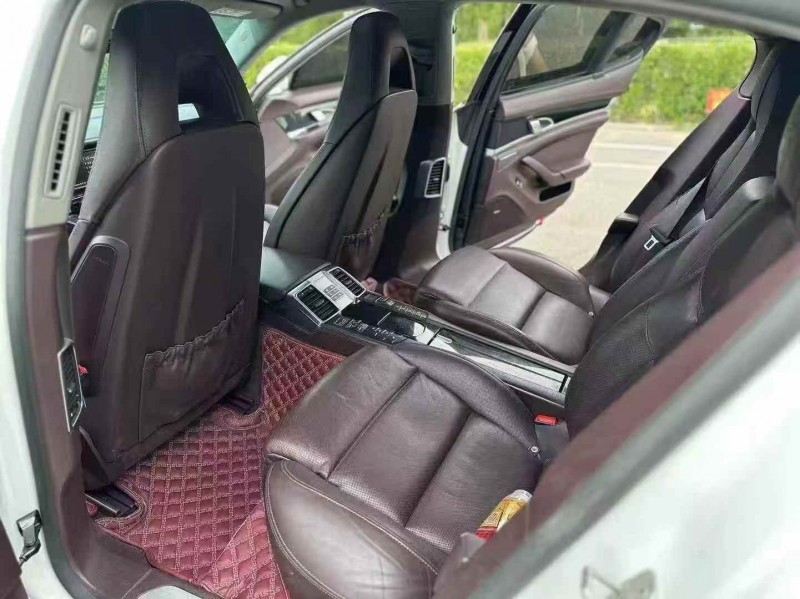 枣庄16年保时捷帕拉梅拉6