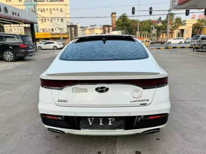 深圳20年现代菲斯塔9