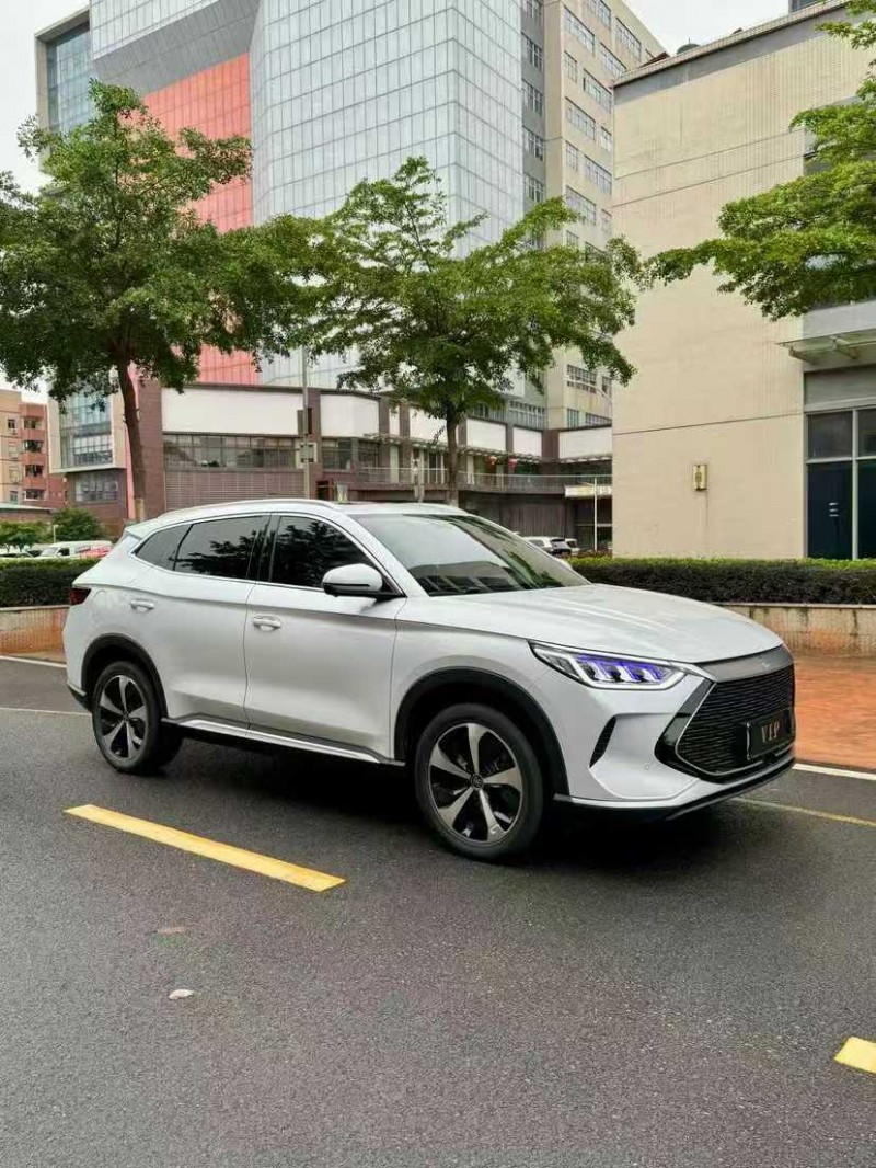 深圳22年比亚迪宋3