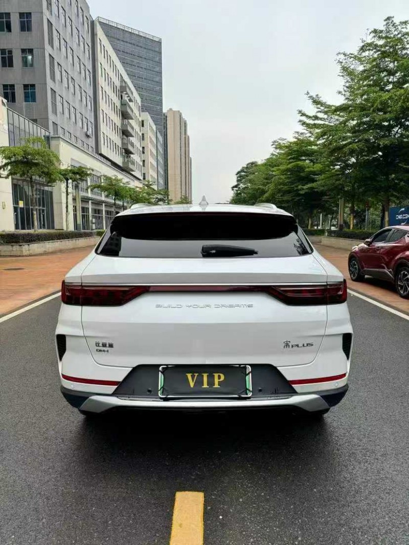 深圳22年比亚迪宋8