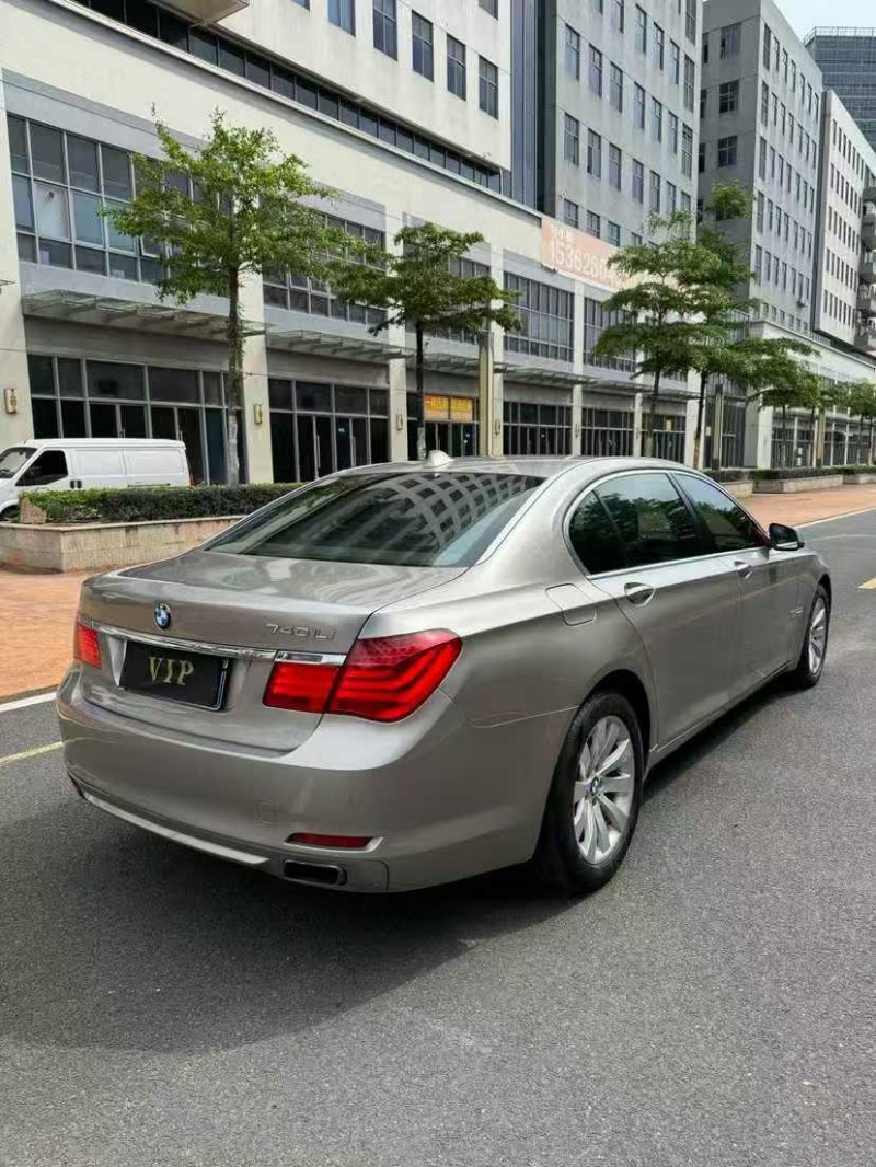 汕头12年宝马7系9