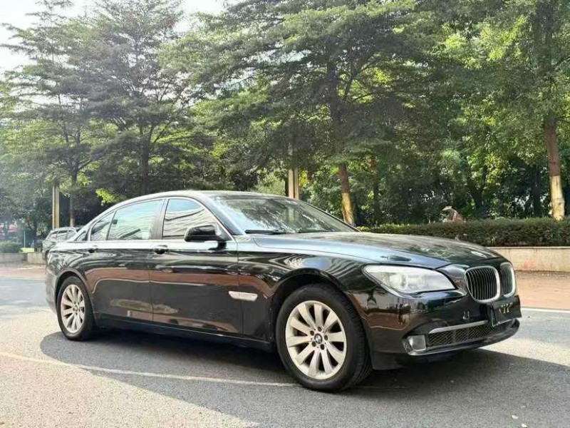 珠海10年宝马7系2