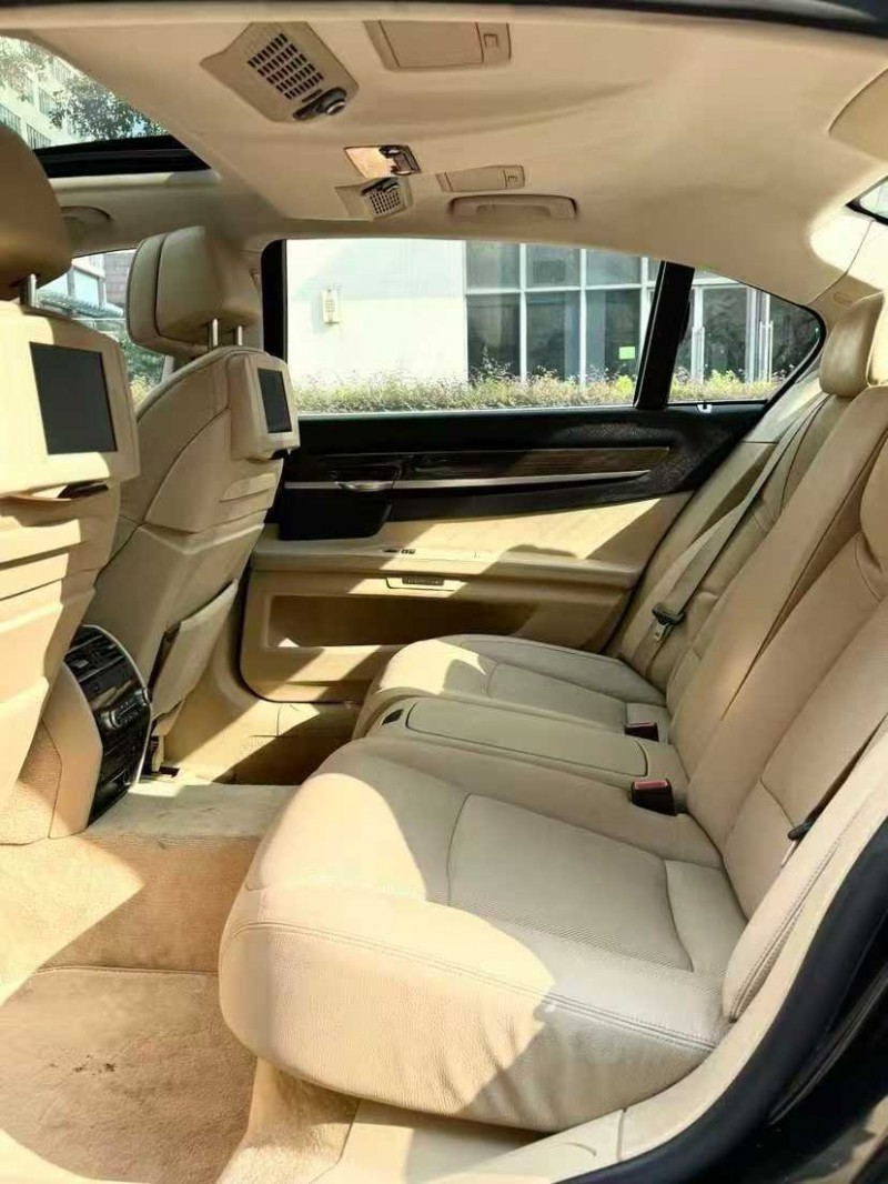 珠海10年宝马7系8