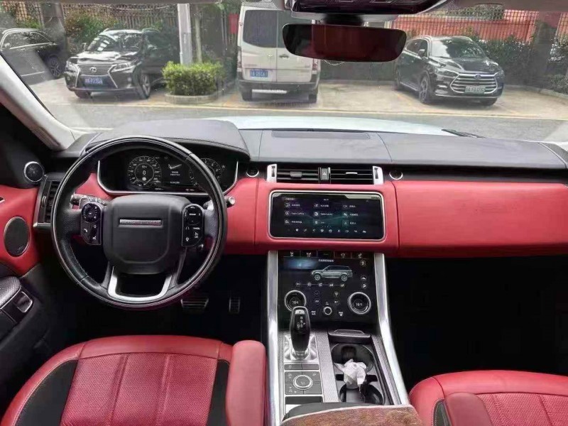 九江22年路虎揽胜运动5