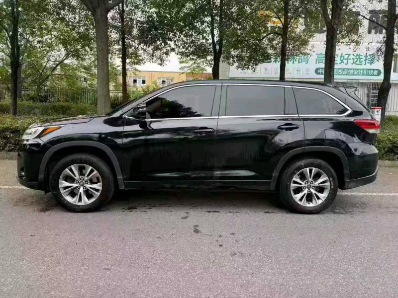 衡阳19年丰田汉兰达8