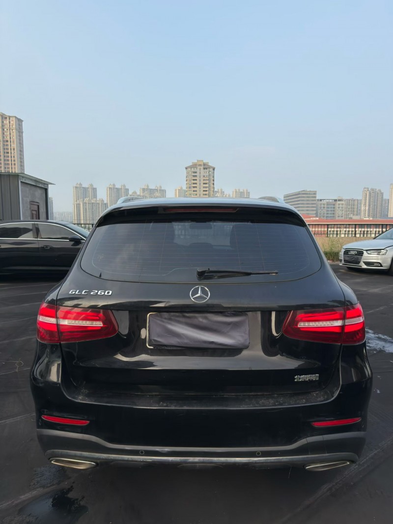 苏州17年奔驰GLC9