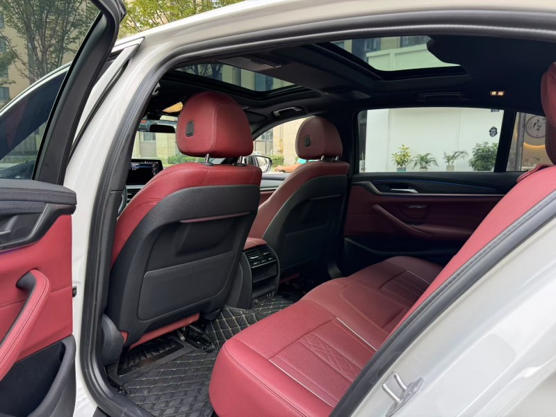 湖州22年宝马5系7