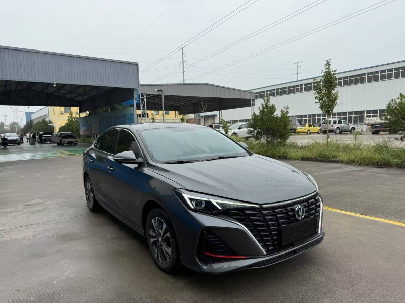 洛阳23年长安汽车逸动2