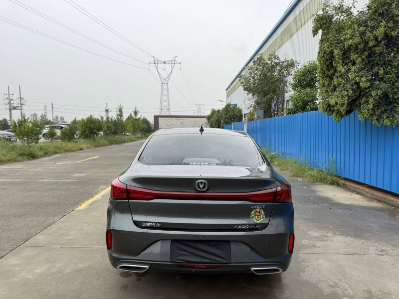 洛阳23年长安汽车逸动9