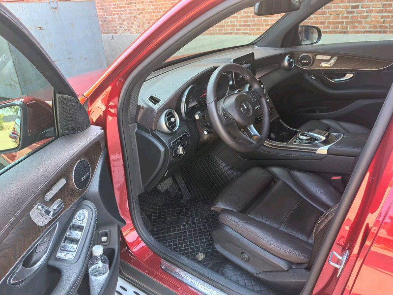 保定17年奔驰GLC7