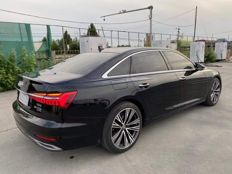 唐山19年奥迪A6L8