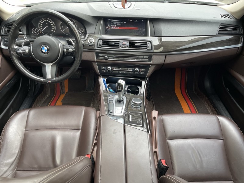 济宁15年宝马5系4