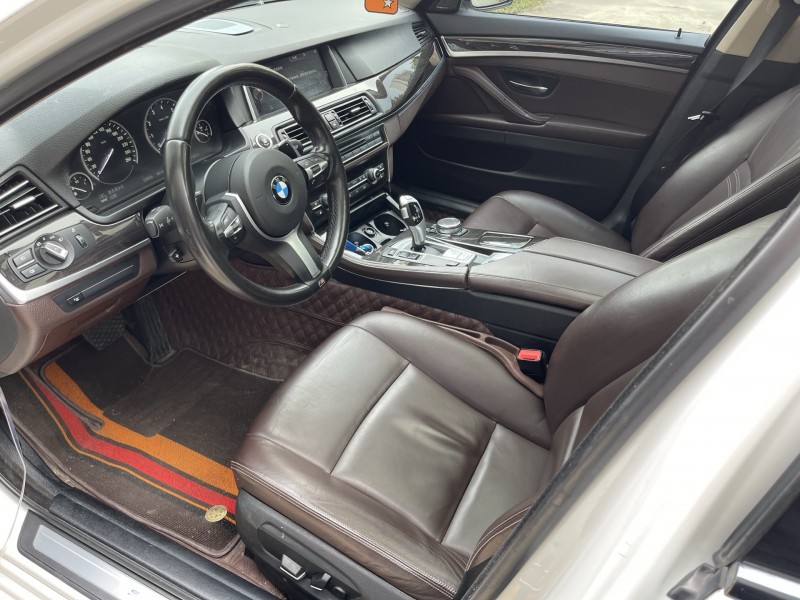 济宁15年宝马5系5