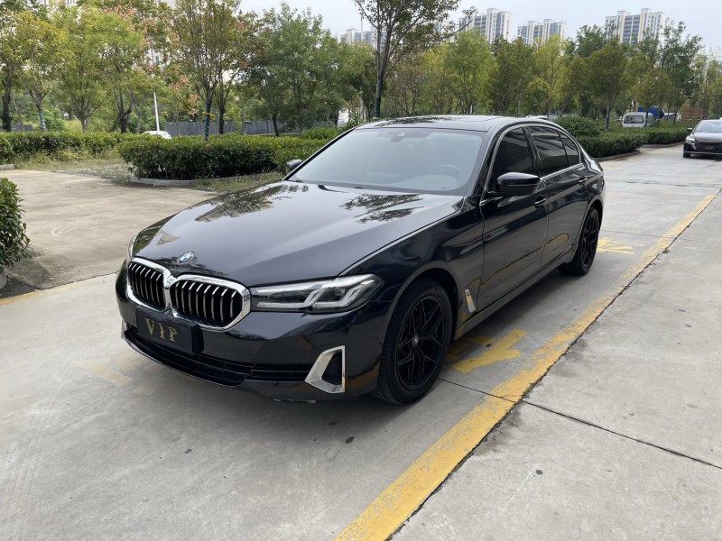 济宁21年宝马5系2