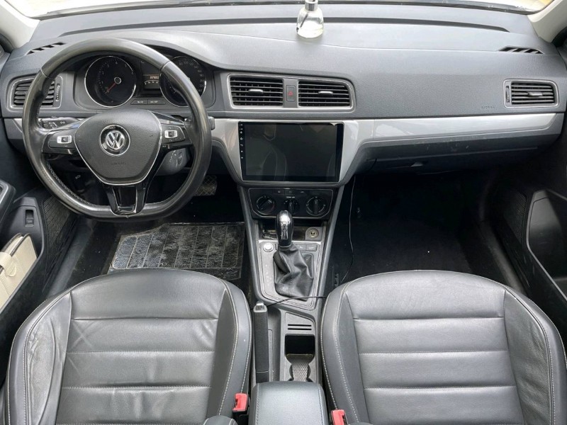 济宁19年大众朗逸5