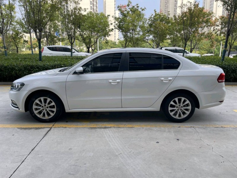 济宁19年大众朗逸7