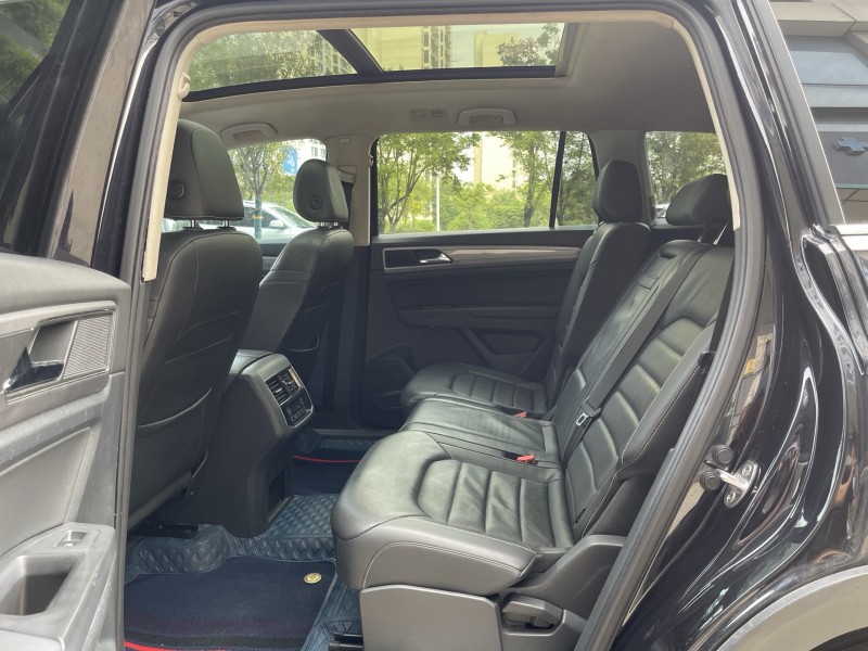 济宁18年大众途昂7