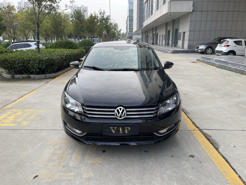 济宁15年大众帕萨特1