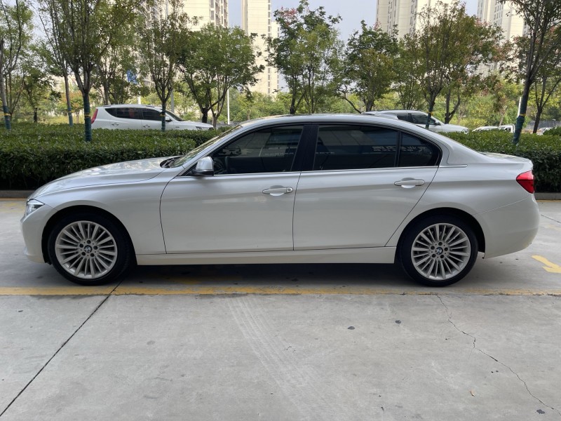 济宁18年宝马3系7