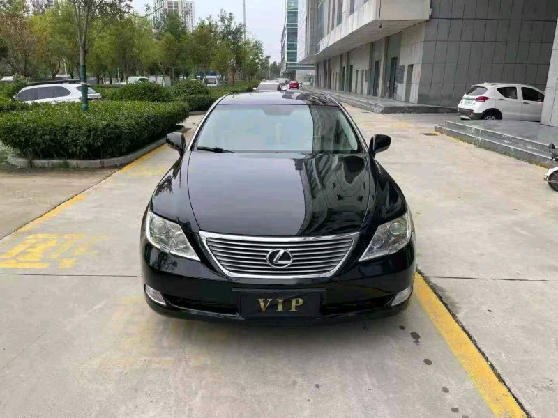 济宁07年雷克萨斯LS1
