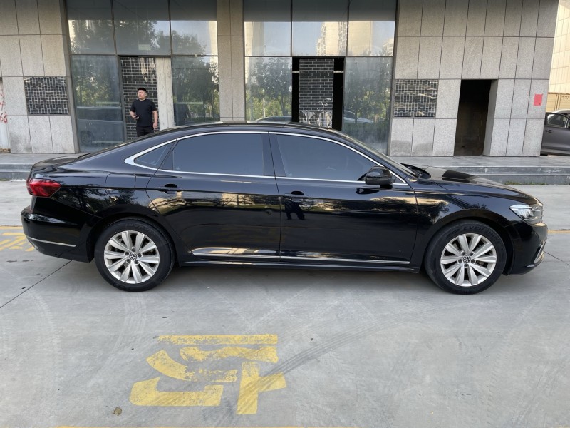 济宁21年大众帕萨特8