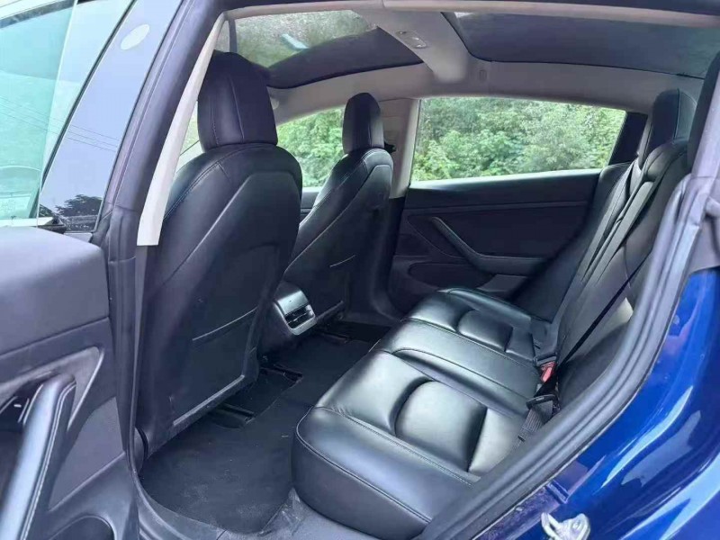 衡阳20年特斯拉MODEL 35
