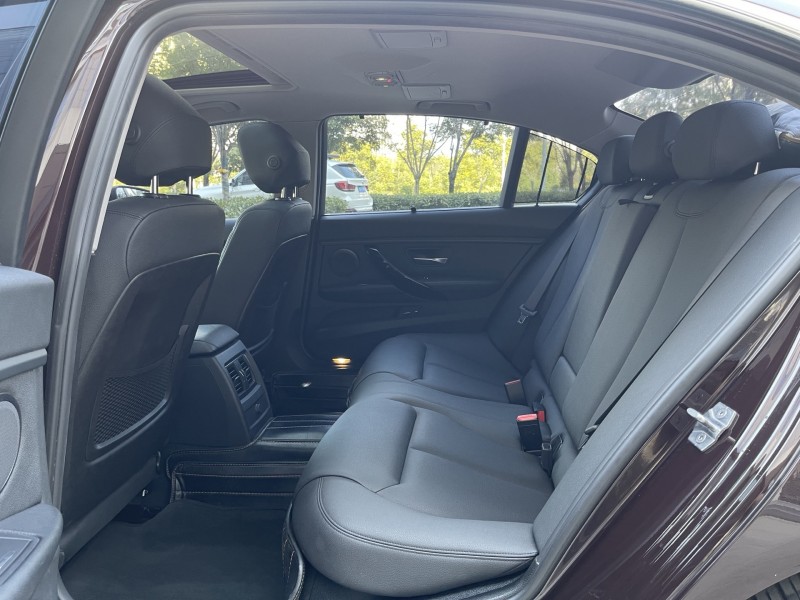 济宁16年宝马3系6