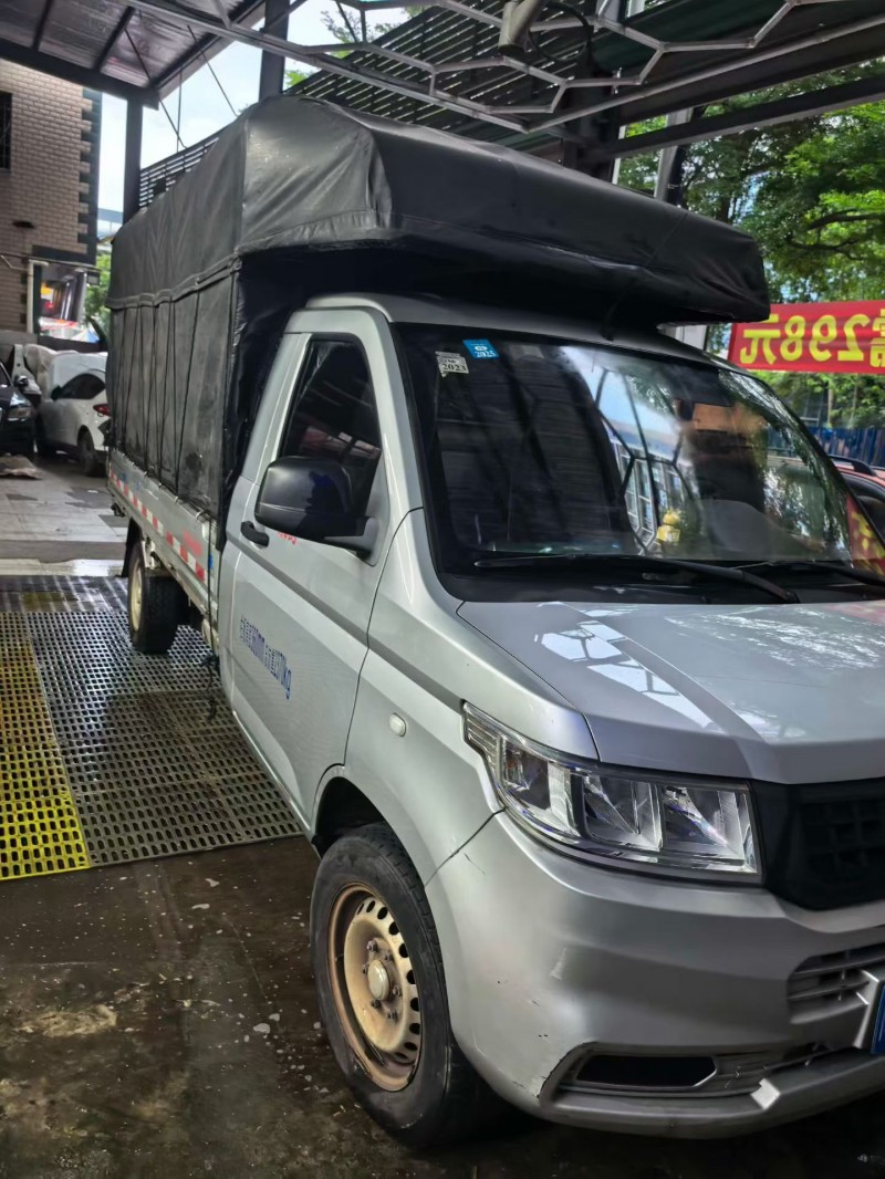 漳州21年五菱汽车荣光2