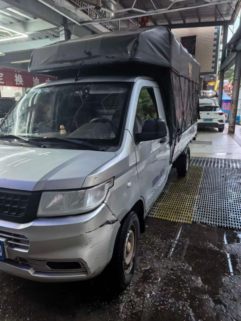 漳州21年五菱汽车荣光3