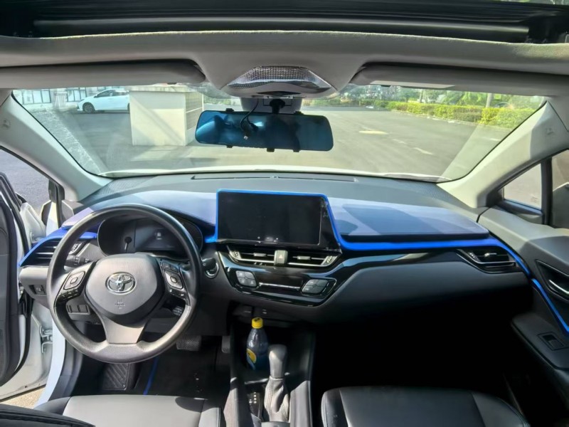 漳州24年丰田CHR5