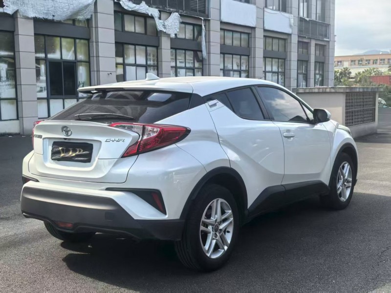 漳州24年丰田CHR7