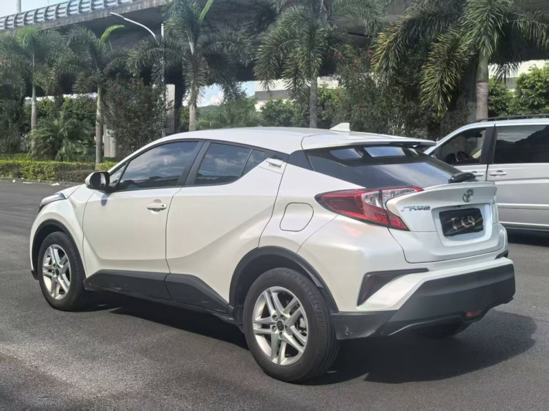 漳州24年丰田CHR8